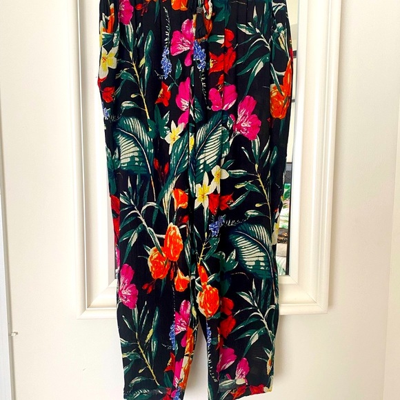 Pants - Picture 2 of 3